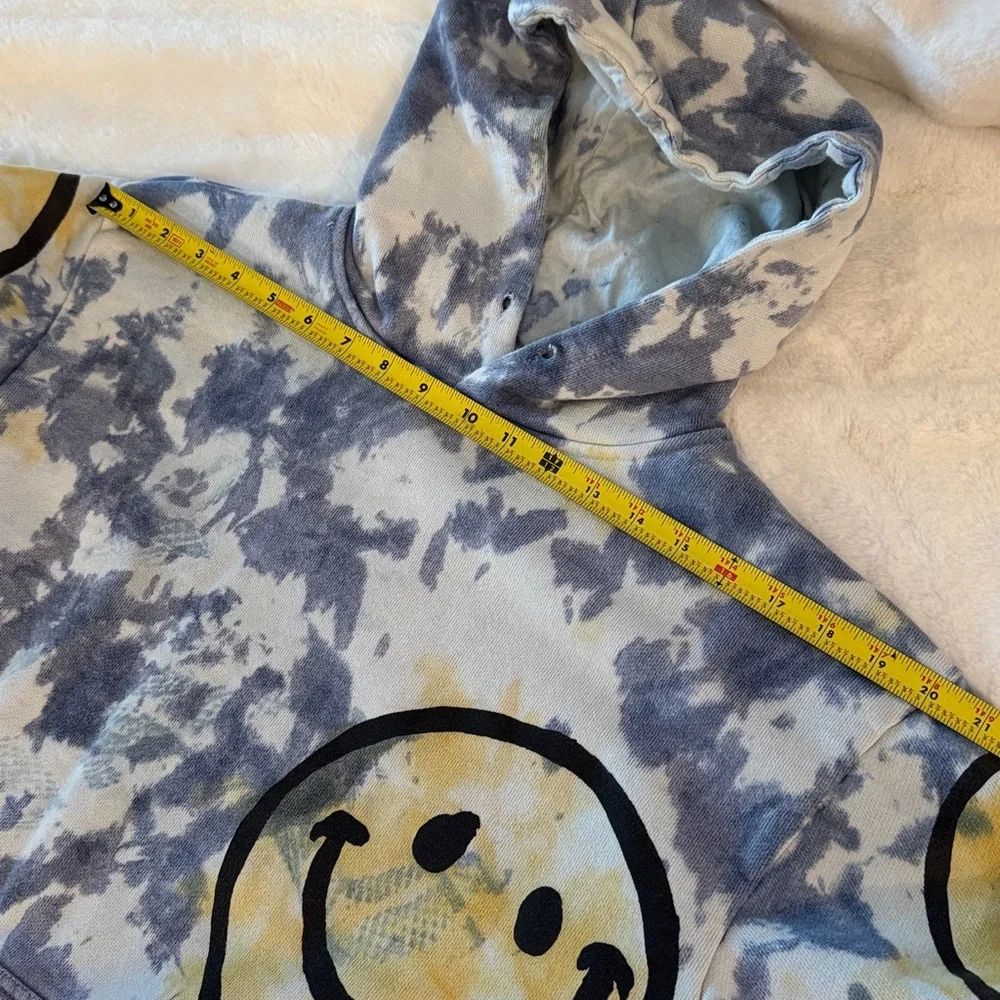 MARKET Smiley Sun Dye Blue white yellow Hoodie- size M - Picture 7 of 13